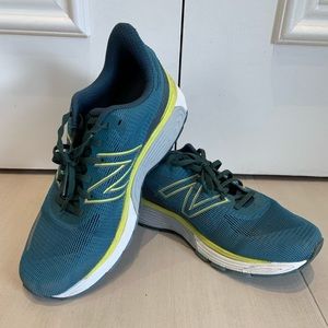 New Balance Fresh Foam size 9